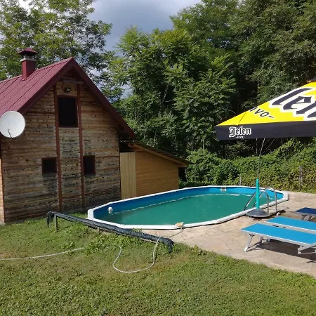 Country house Alaske Kolibe